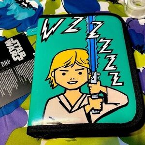 NWT Star Wars 30 pc Zip Up Stationary Kit